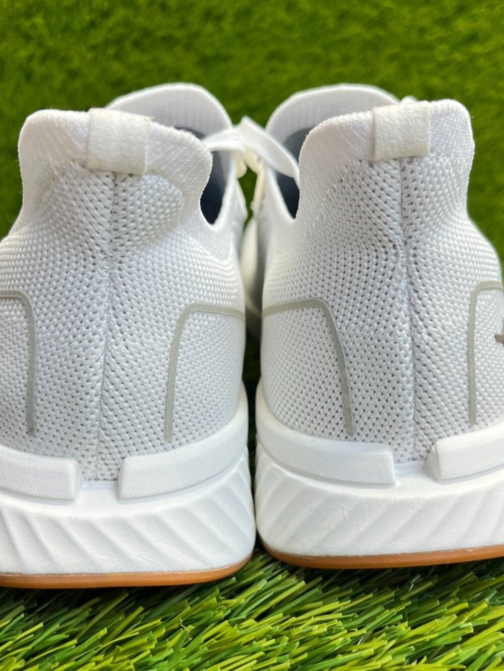 Flux Adapt Runner White Gum Womens Size 8.5 Mens Size 7 Running Casual Shoes - Picture 6 of 10